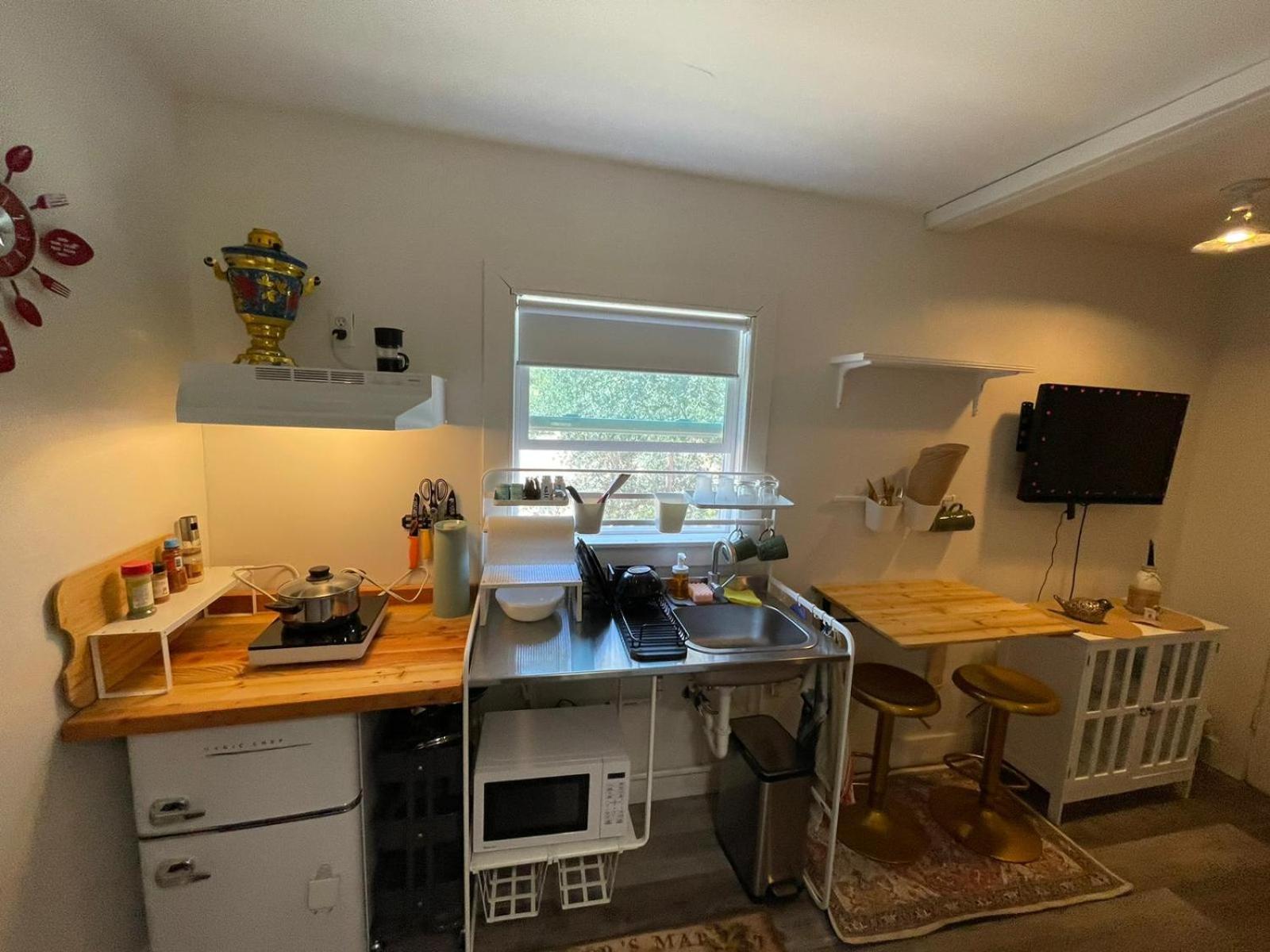 Petite Guesthouse With Kitchenette And Private Bathroom Lake Isabella Exterior photo